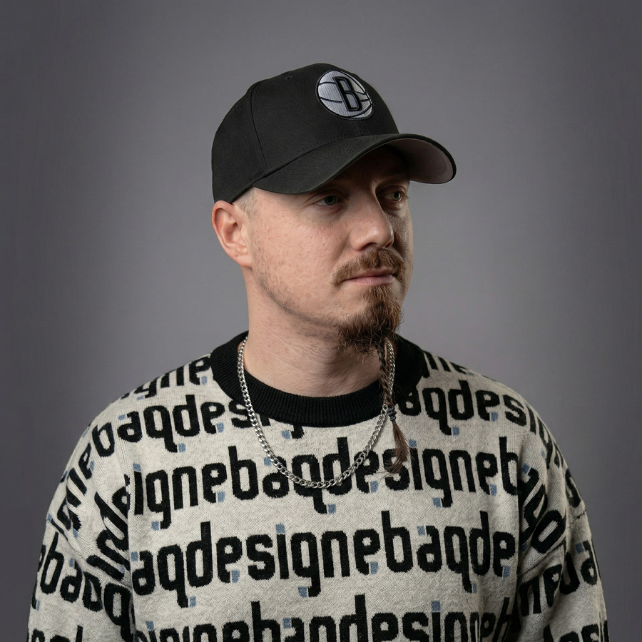 Arek Dvornechuck